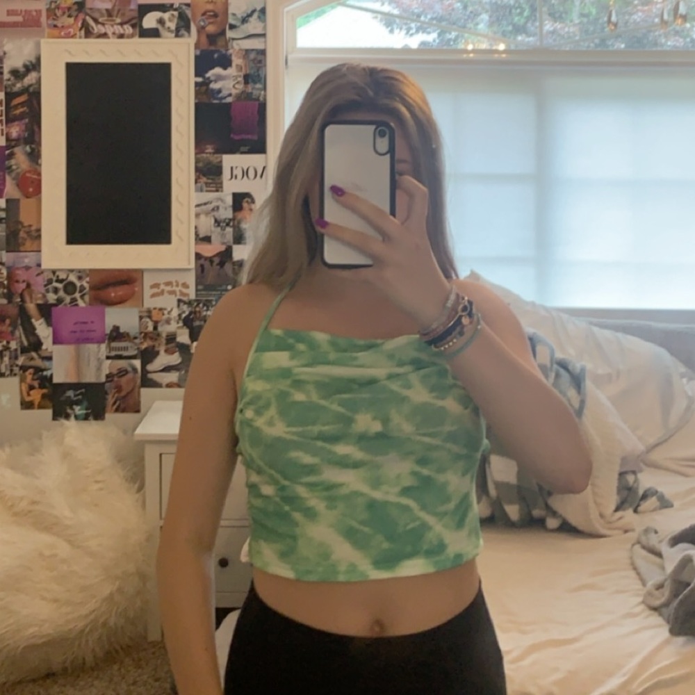 Green trendy top